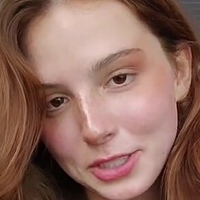 Ruivaisabel Nue