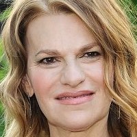 Sandra Bernhard Nue