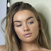 Sharni Klau Nue
