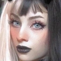Spaceyellise Nue