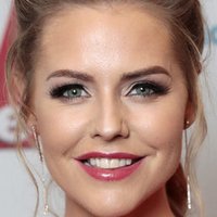 Stephanie Waring Nue