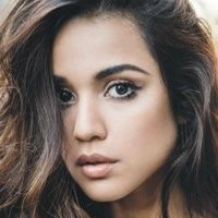 Summer Bishil Nue