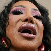 theoneandonlyavadevine Nue