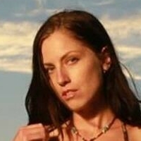 Tricia Oaks Nue