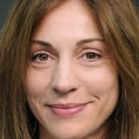 Ulrike C. Tscharre Nue