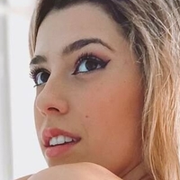 Valen Legaria Nue