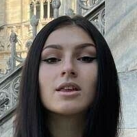 Valentina Guide Nue