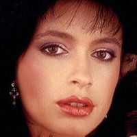 Veronica Gamba Nue
