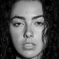 Veronica Manzo Nue