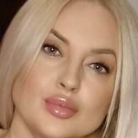 Vesna Pocuca Nue