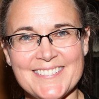 Wendy MacDonald Nue