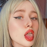 yanafoxy_free Nue